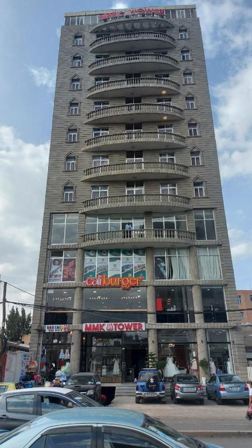 Yellow Apple Hotel Адис Абеба Екстериор снимка